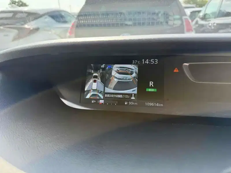 NISSAN SERENA G PRO-PILOT Image 11