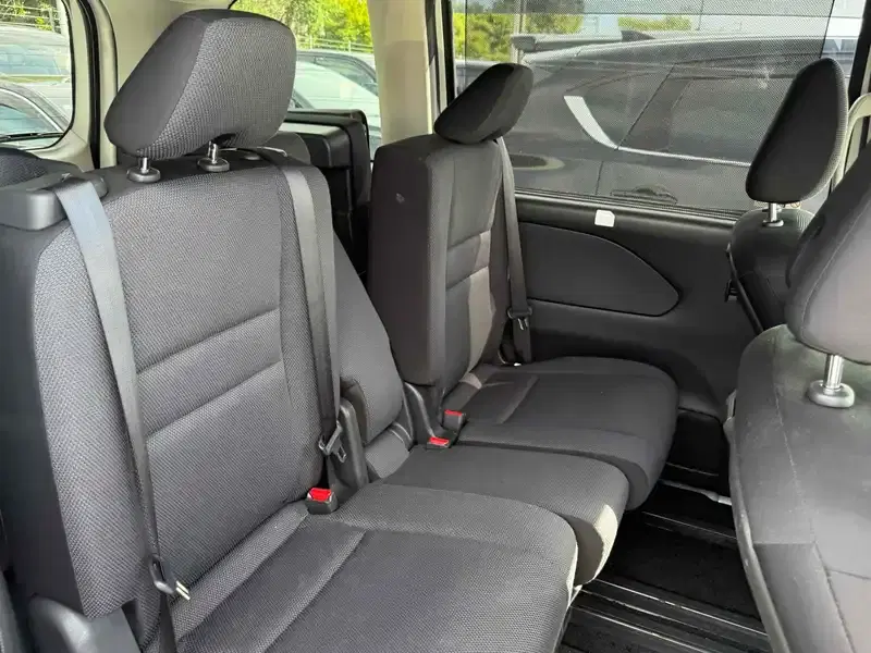 NISSAN SERENA G PRO-PILOT Image 12