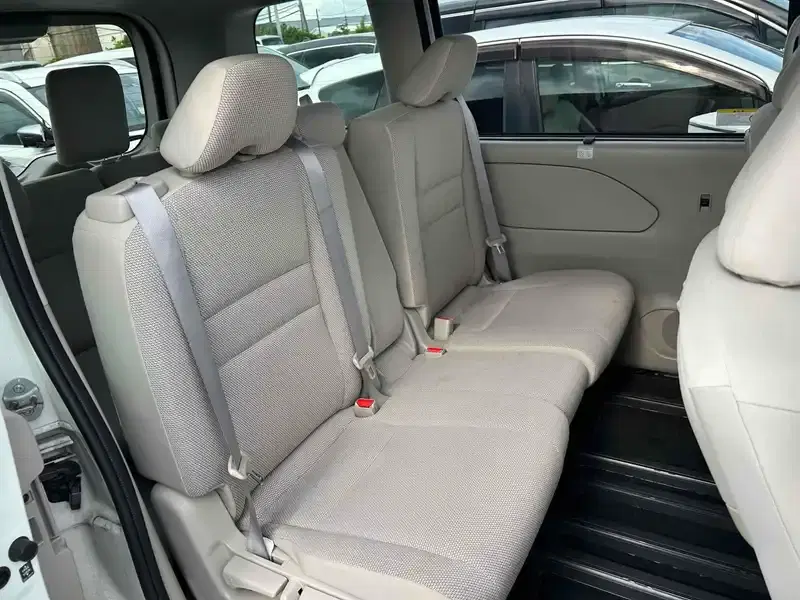 NISSAN SERENA G Image 7