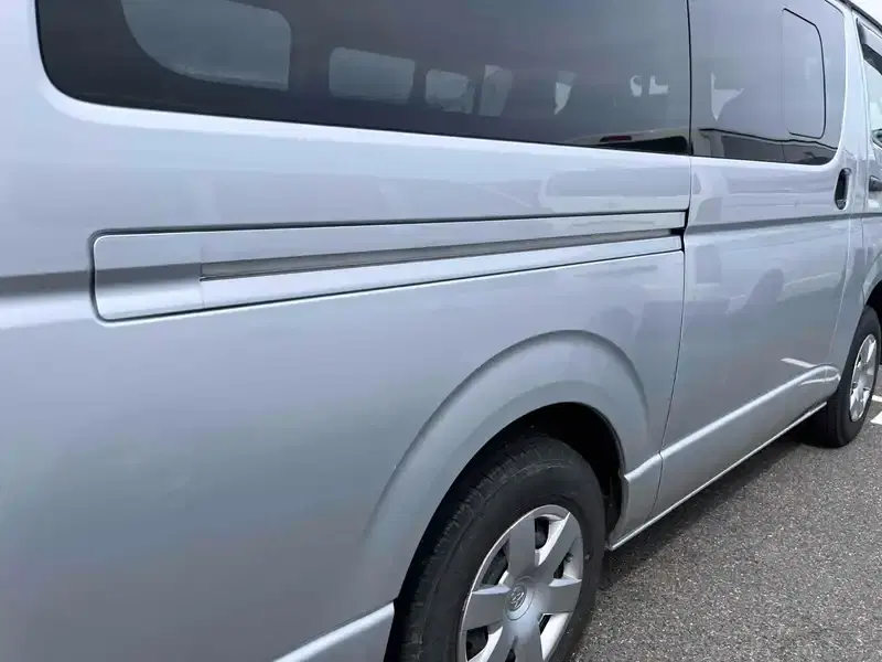 TOYOTA HIACE VAN LONGDX 4WD Image 29