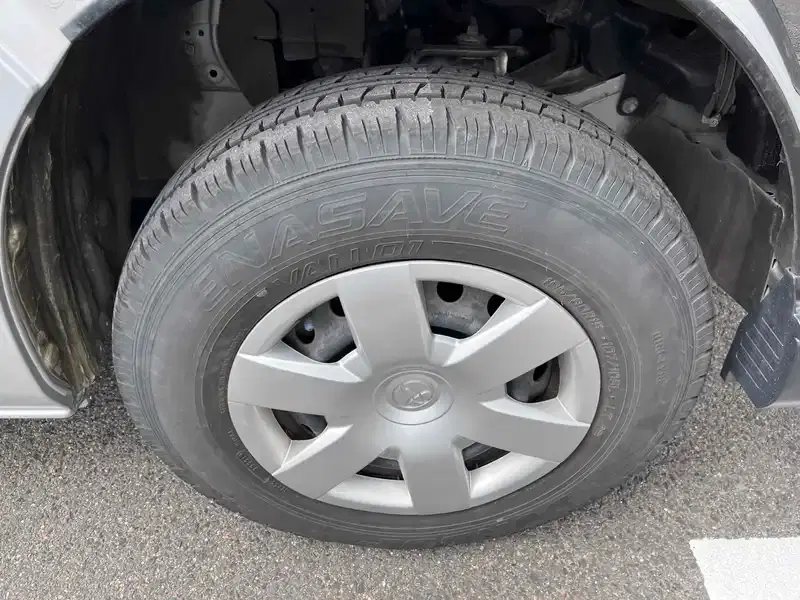 TOYOTA HIACE VAN LONGDX 4WD Image 23