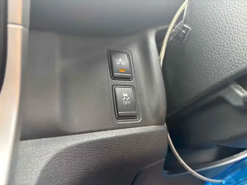 NISSAN SERENA 5D HIGHWAY STAR Image 11