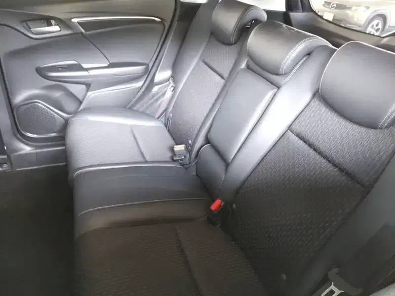 HONDA FIT HYBRID L PACKAGE Image 6