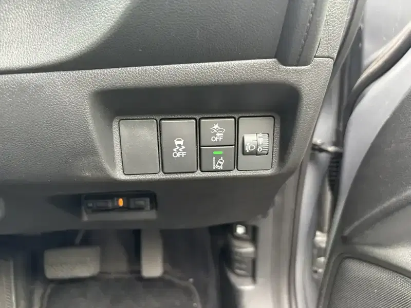 HONDA SHUTTLE HYBRID HONDA SENSING Image 17