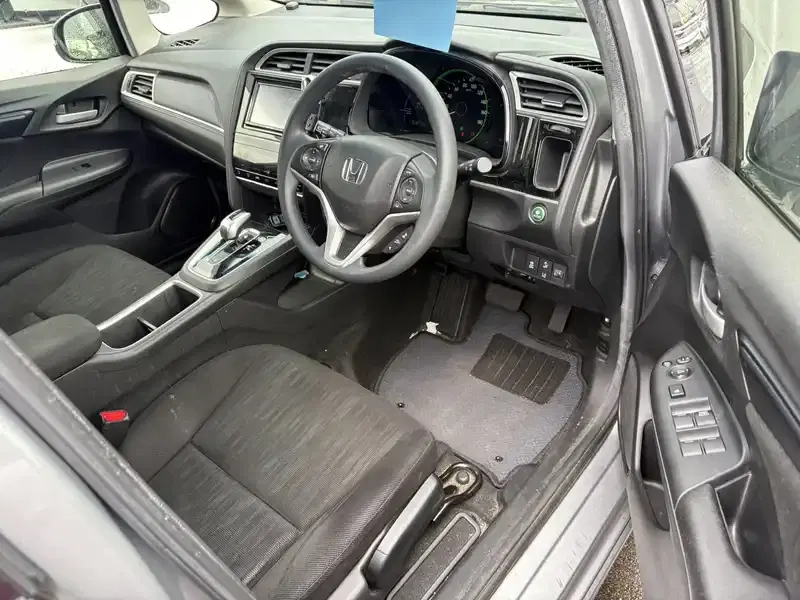 HONDA SHUTTLE HYBRID HONDA SENSING Image 4