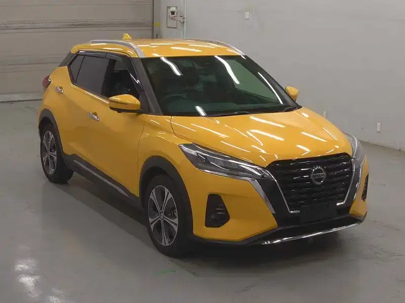 NISSAN KICKS 5D X Image 3