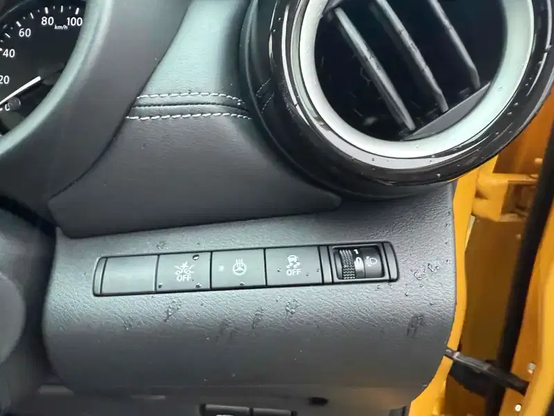 NISSAN KICKS 5D X Image 12