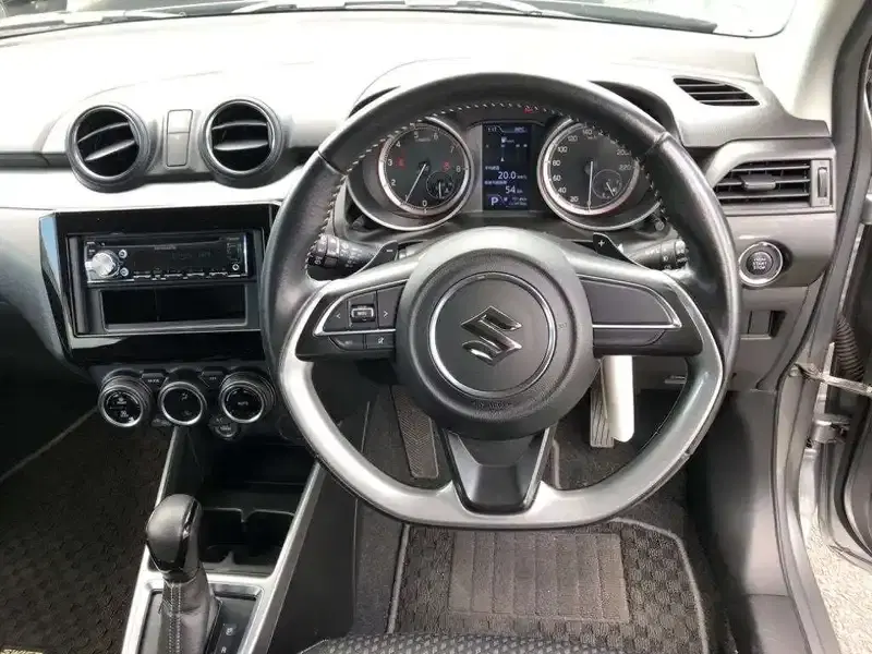 SUZUKI SWIFT HYBRID RS 4WD Image 6