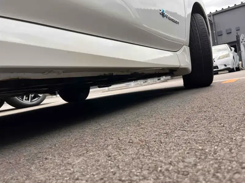 NISSAN LEAF S Image 19