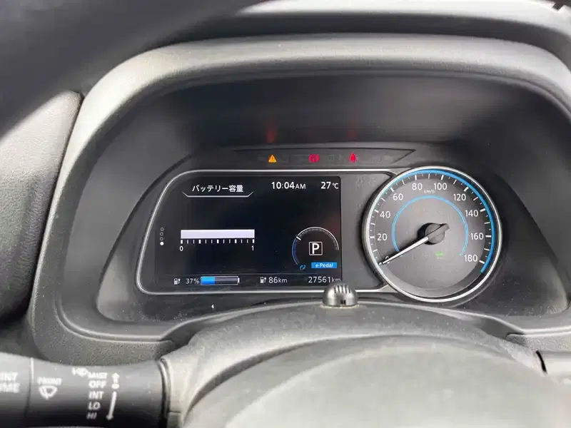 NISSAN LEAF S Image 28