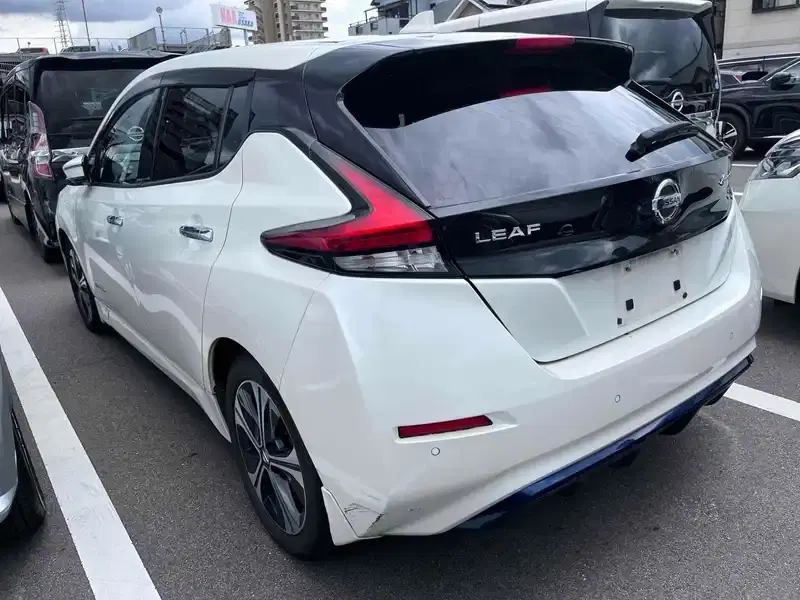 NISSAN LEAF X V SMART Image 7