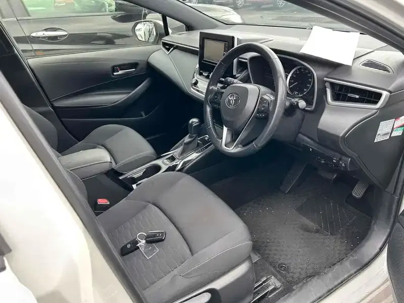 TOYOTA COROLLA SPORTS HYBRID G Image 10