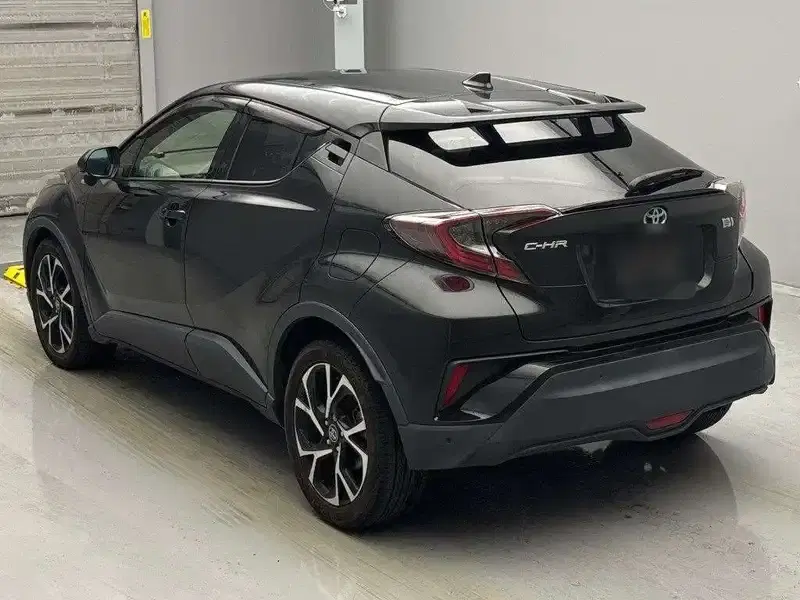 TOYOTA C-HR G Image 5